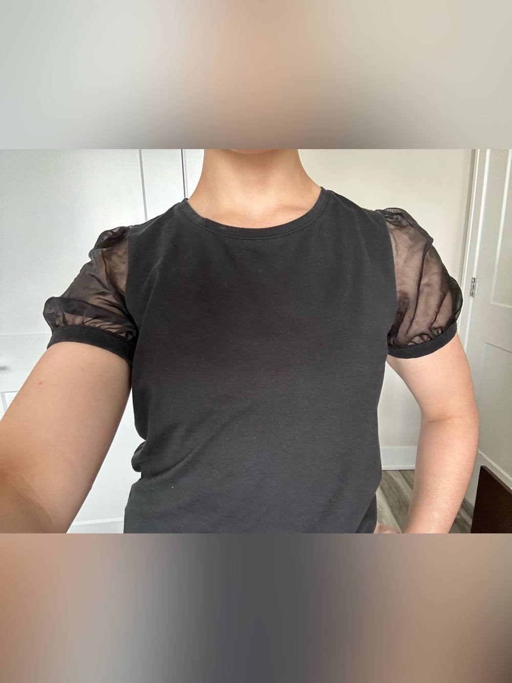 Women’s Madewell Black Puff Sleeve Tee with Sheer Detailing